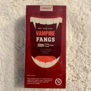 Stick On Adhesive Costume Cosplay Halloween Vampire Fangs